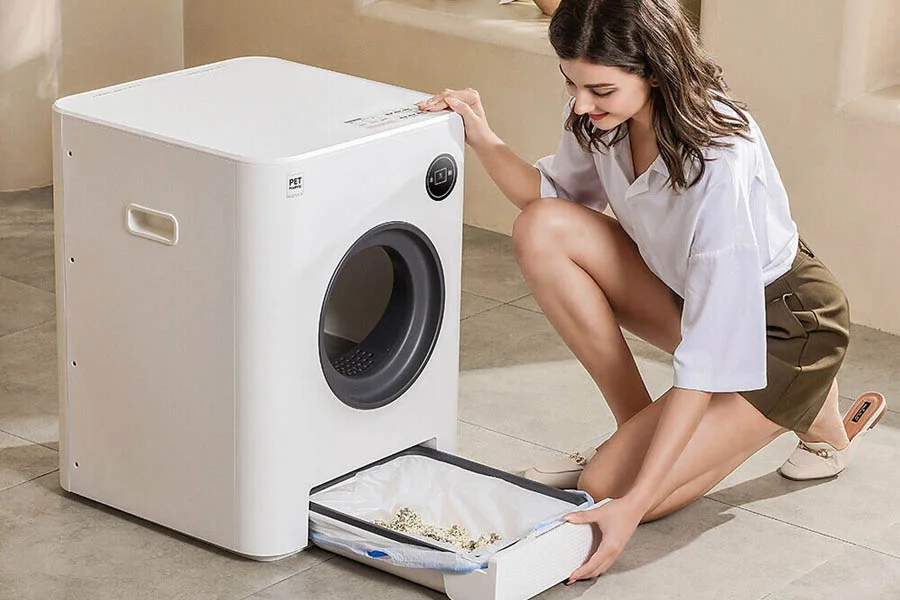robot cat litter boxes